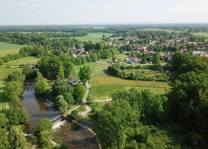 Luznice 度假居 Třeboň